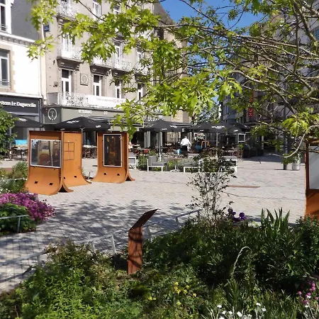 Western Le Duguesclin Hotel-restaurant Szálloda 3*