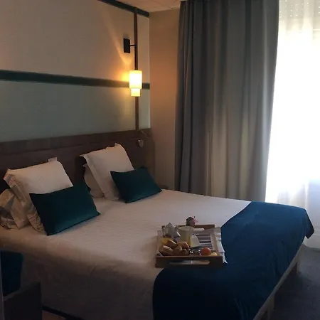 Szálloda Western Le Duguesclin Hotel-restaurant 3*