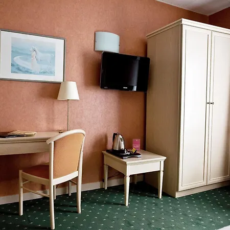 Szálloda Western Le Duguesclin Hotel-restaurant Saint-Brieuc