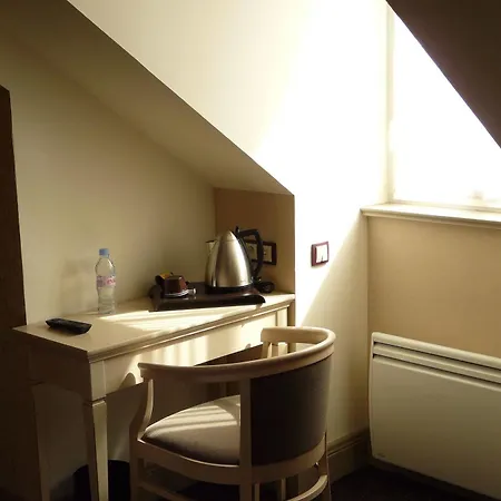 Western Le Duguesclin Hotel-restaurant 3*